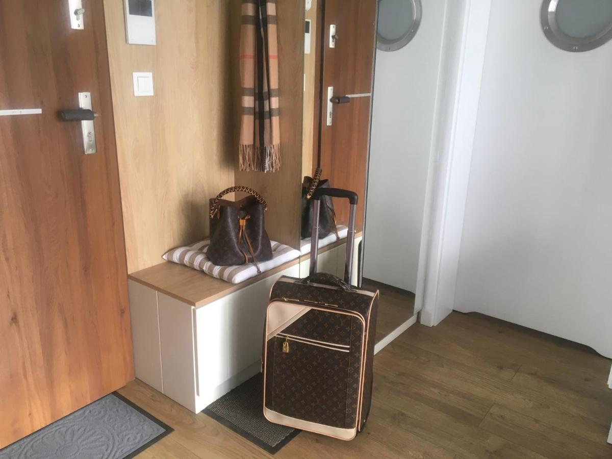 Apartament Marine Holiday Elblag - Winda -Parking W Hali Garazowej -Gratis -Business Stays Exterior photo